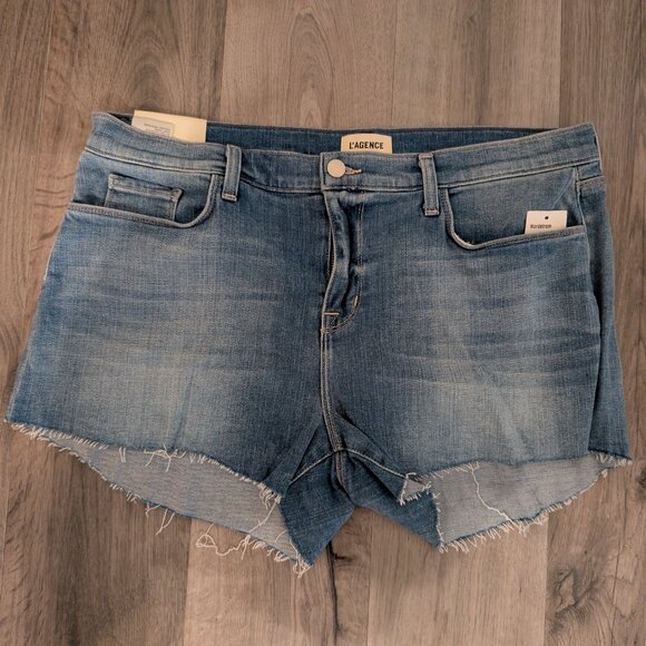 L'AGENCE Audrey Fit Shorts NWT Size 32 - Picture 1 of 7